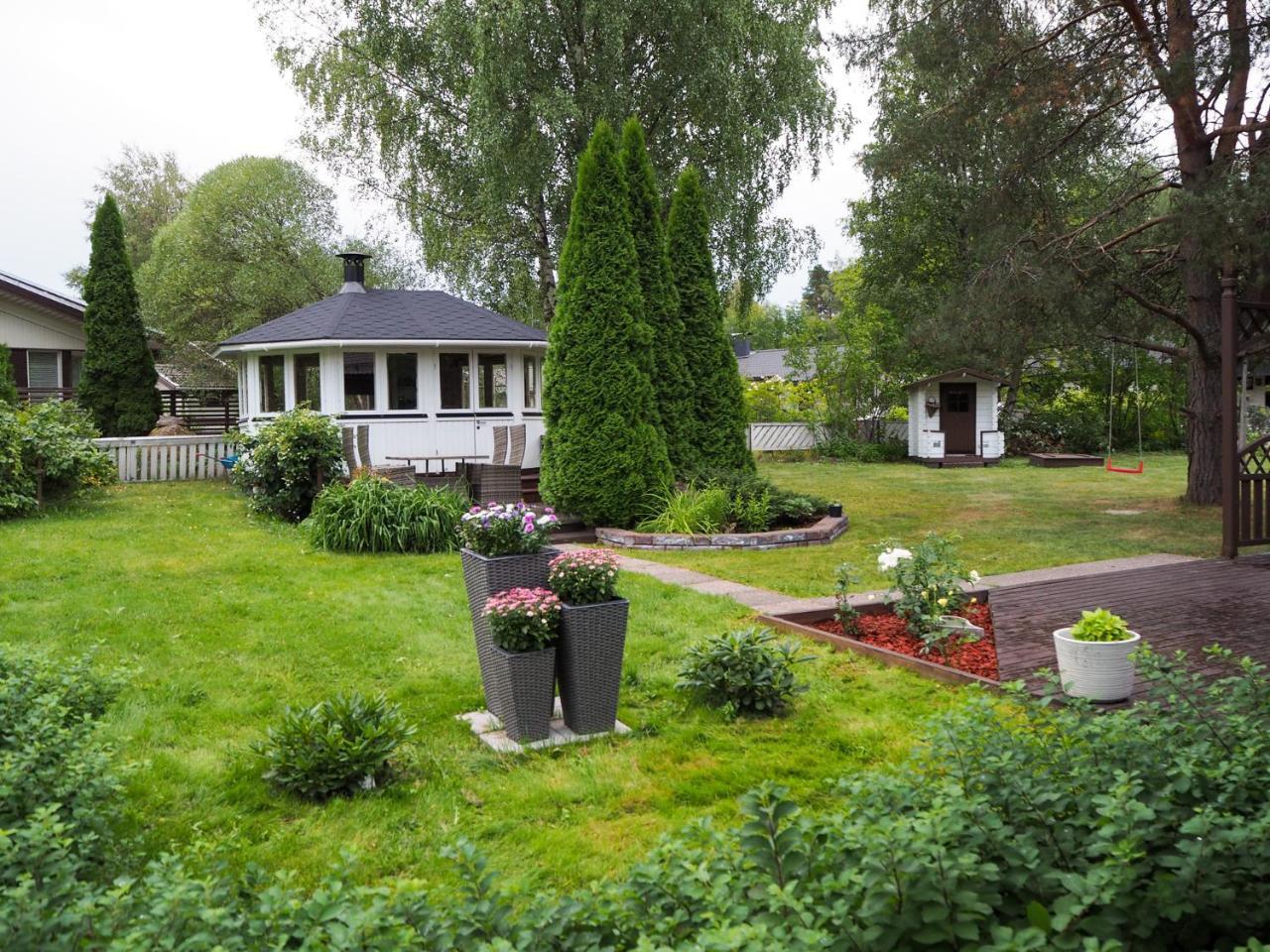 Koivula Guest House Kotka Exterior photo